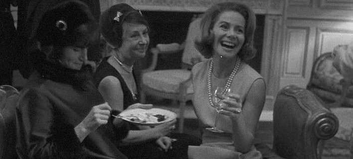 Τίνα Λιβανού: Η γυναίκα που έκανε αιώνιους εχθρούς τον Ωνάση με τον Νιάρχο -Παντρεύτηκε και τους δύο (εικόνες)